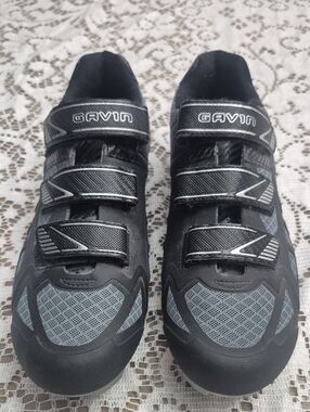 Gavin Unisex Black and Gray Cycling Shoes
